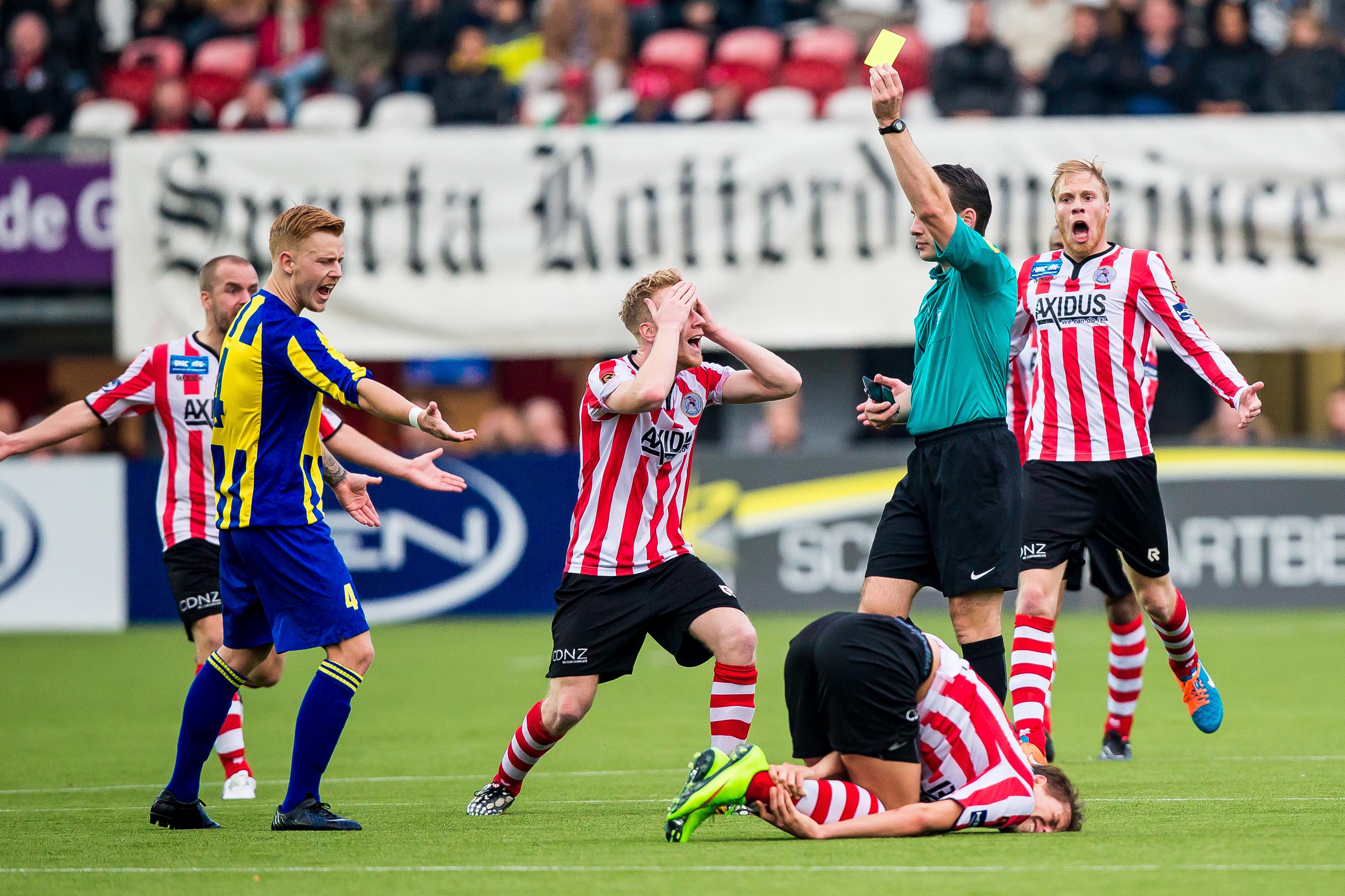 吸引防守球 吸引防守球