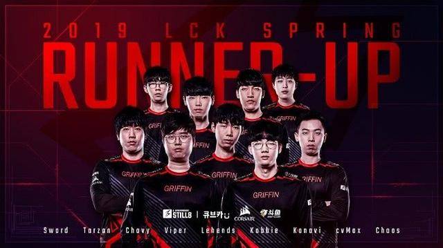 有一个隐形 有一个隐形