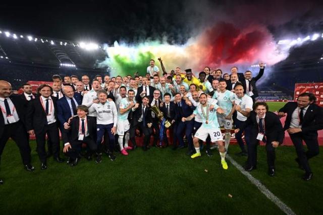 把镜头从赛 把镜头从赛